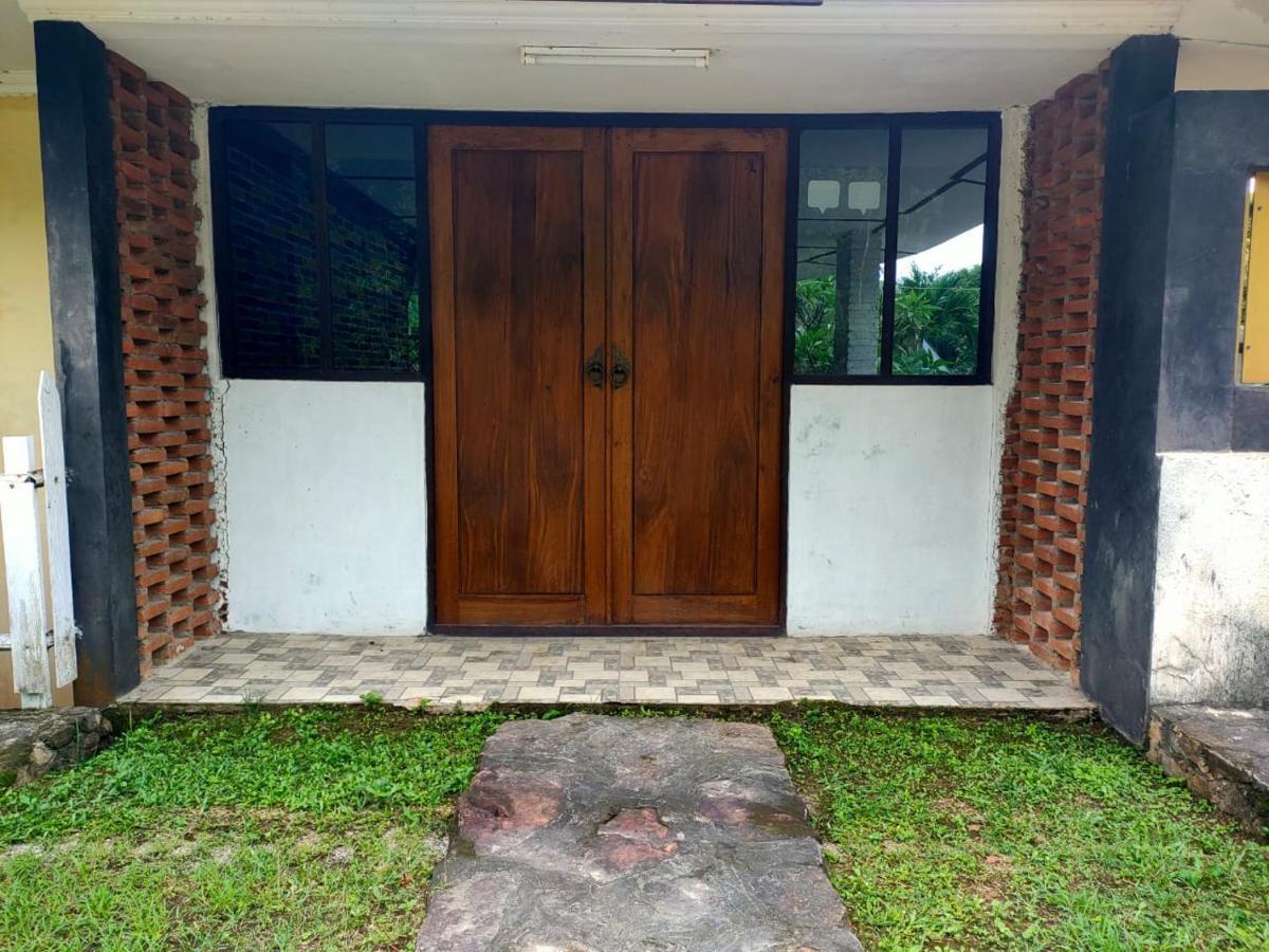 Casavelion Hotel Karimunjawa Exterior foto