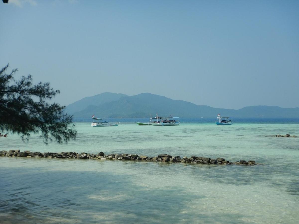 Casavelion Hotel Karimunjawa Exterior foto